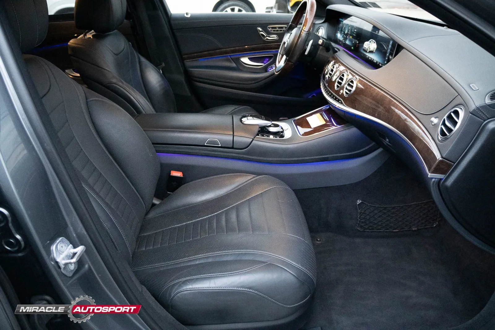 Used 2018 Mercedes-Benz S 560 S 560 4MATIC Sedan 4D image 32