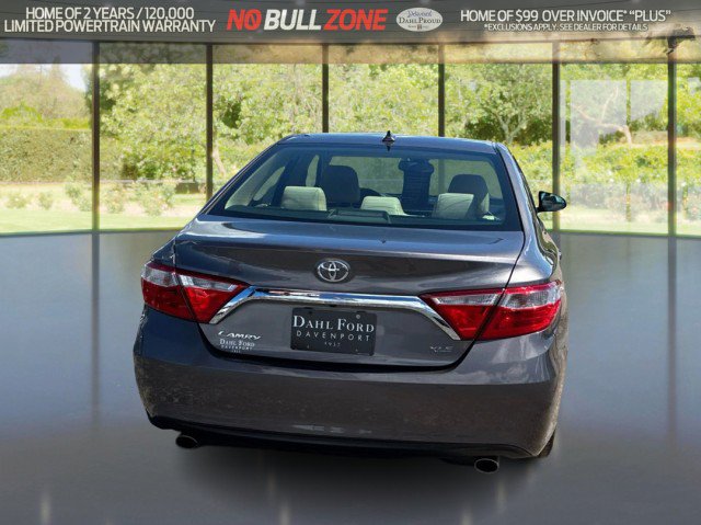 Used 2017 Toyota Camry XLE w/ Advanced Technology Package FWD image 4