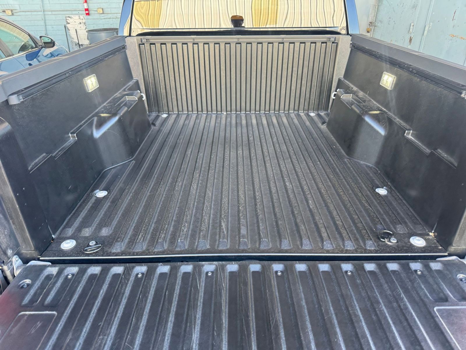 Used 2025 Toyota Tacoma TRD Off-Road image 29