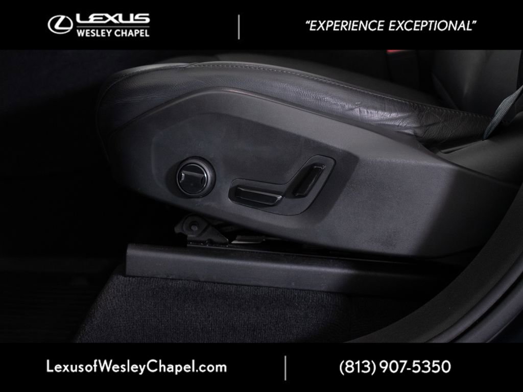 Used 2021 Volvo XC90 T5 Momentum w/ Protection Package Premier AWD/4WD image 21