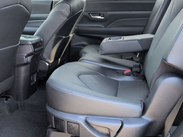 Certified 2026 Toyota Grand Highlander XLE image 25