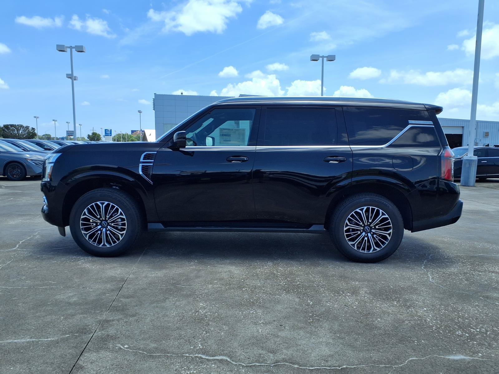 New 2026 Nissan Armada Platinum AWD/4WD image 9