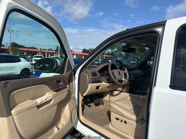 Used 2014 Chevrolet Silverado 2500 LTZ w/ LTZ Plus Package image 62