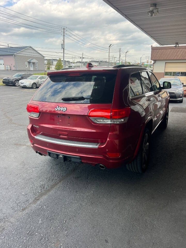 Used 2015 Jeep Grand Cherokee Overland AWD/4WD image 5