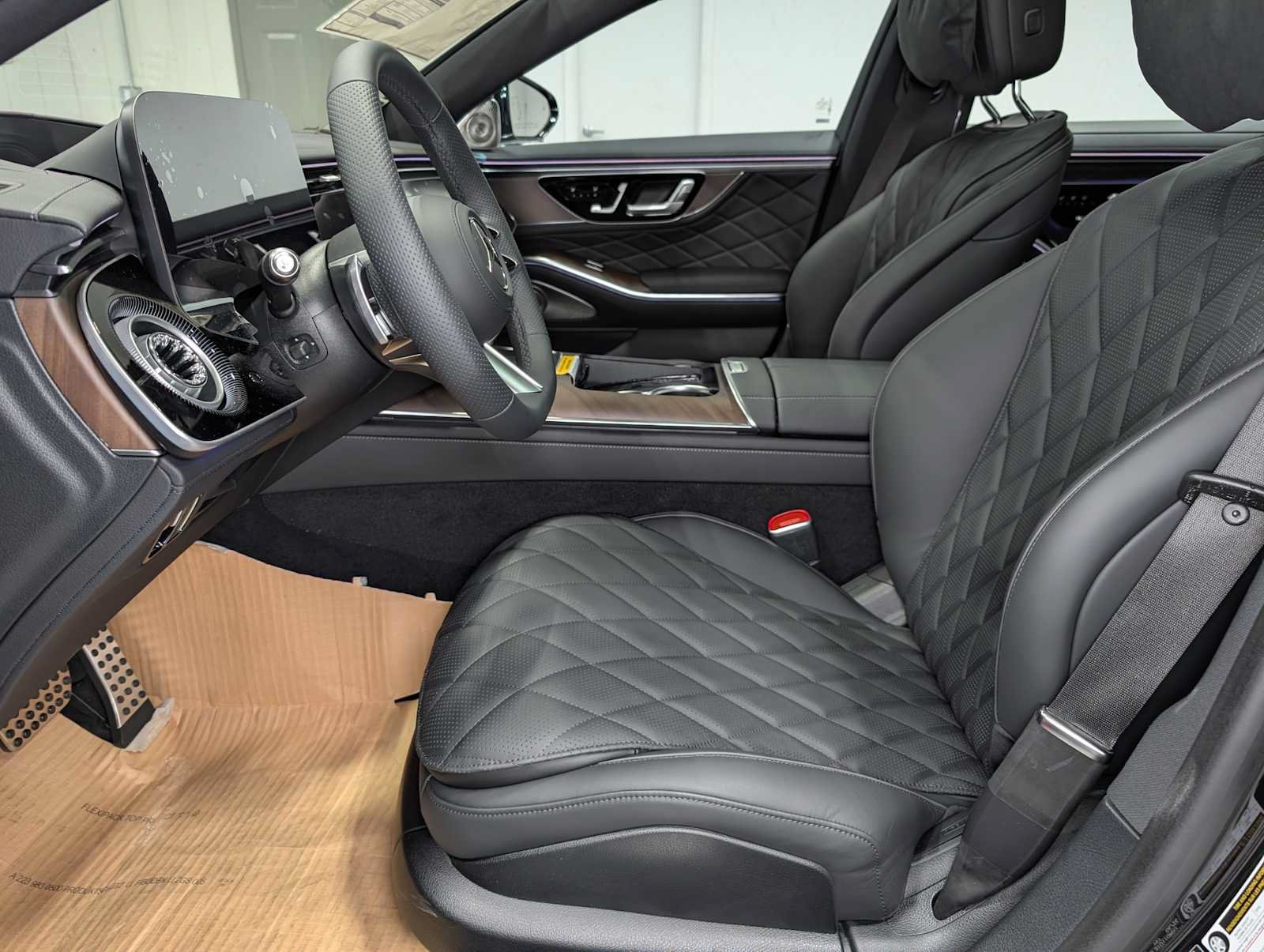 New 2027 Mercedes-Benz S 580 4MATIC Sedan image 4