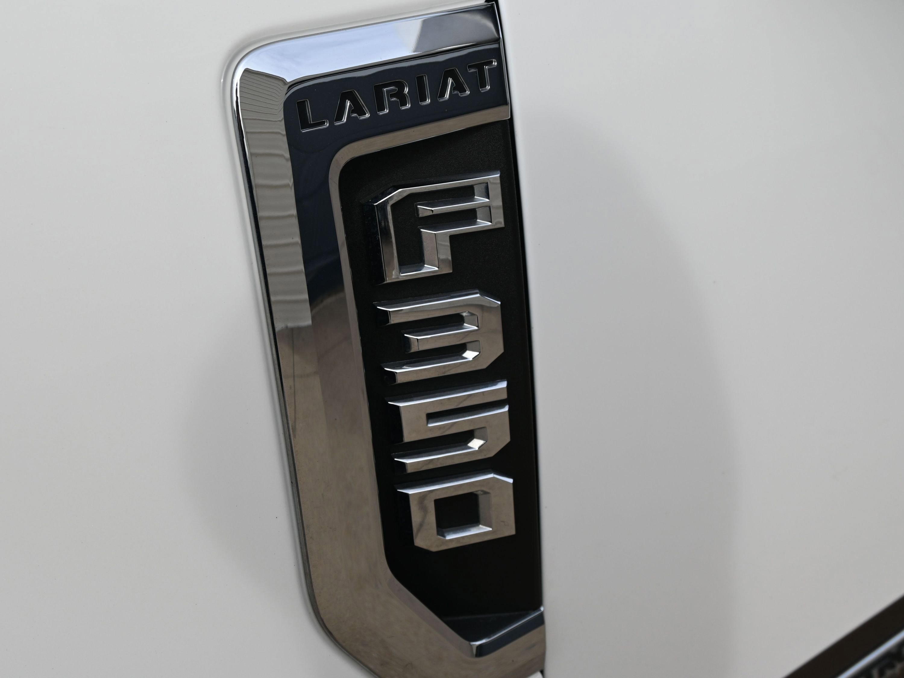 Certified 2022 Ford F350 Lariat w/ Lariat Ultimate Package image 23