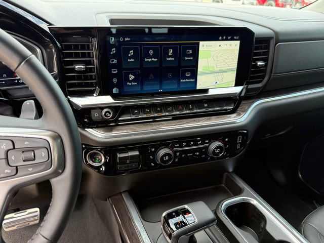 Used 2024 Chevrolet Silverado 1500 LTZ w/ Technology Package RWD image 17