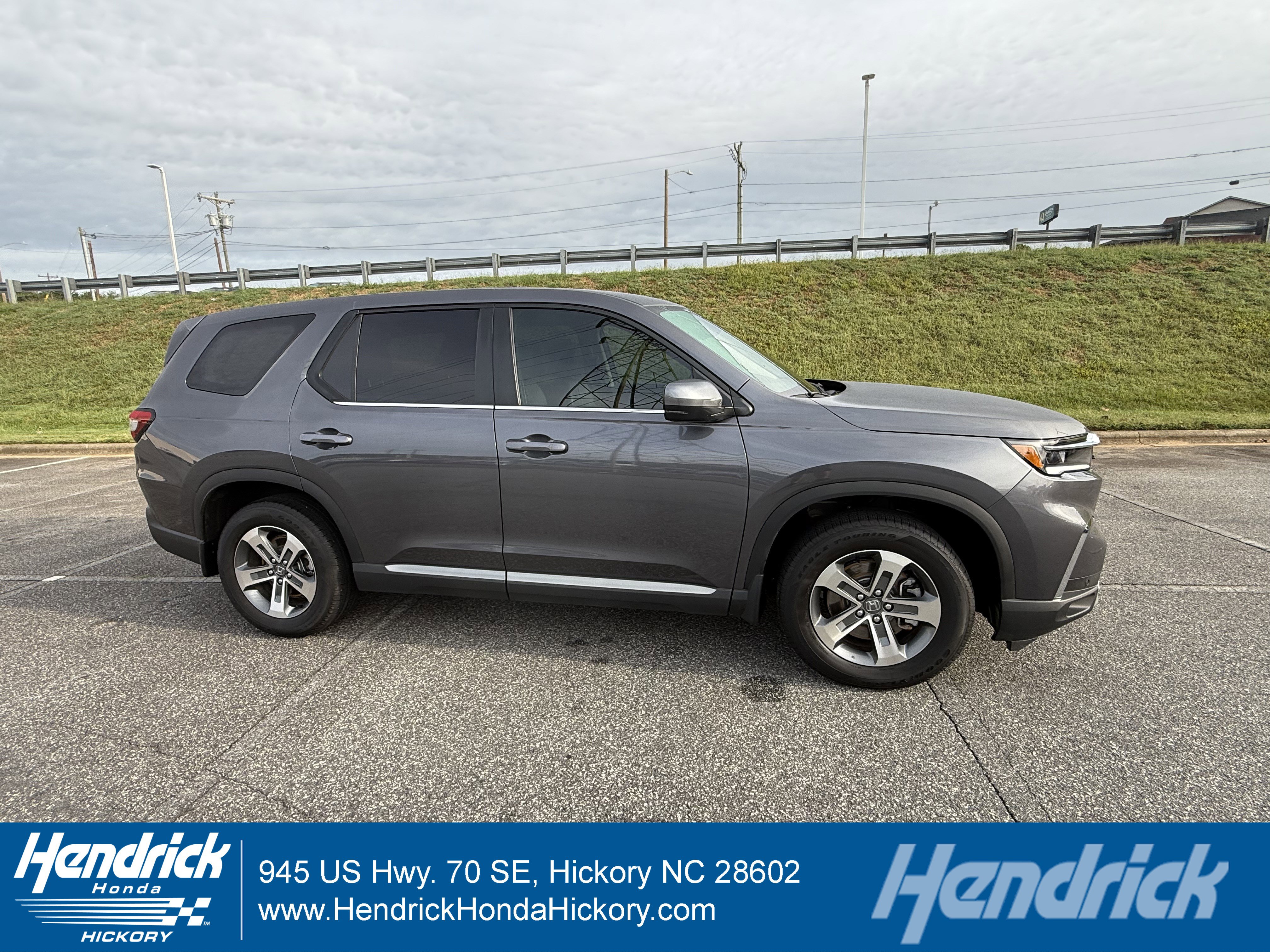 Certified 2025 Honda Pilot EX-L