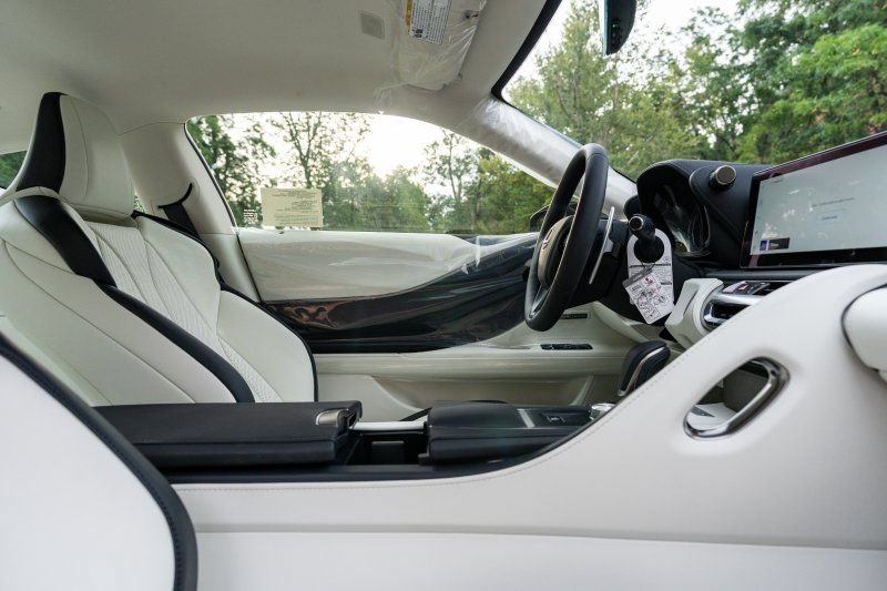 Used 2026 Lexus LC 500 Coupe w/ Inspiration Series RWD image 30