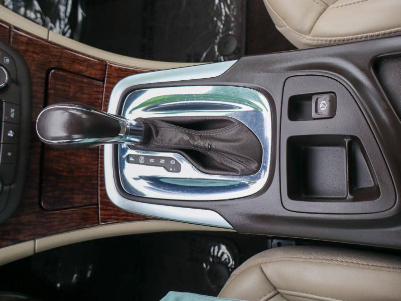 Used 2013 Buick Regal Premium FWD image 17