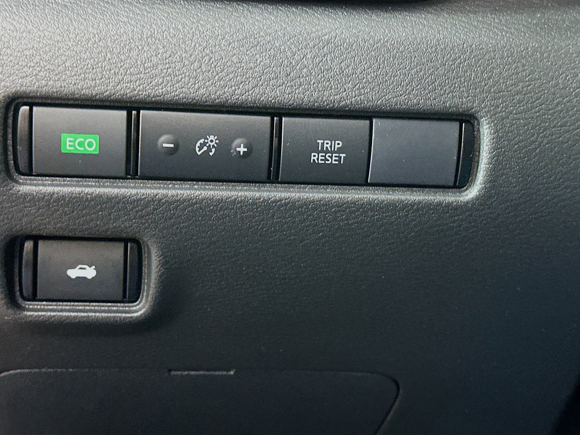 Used 2024 Nissan Sentra SV image 16