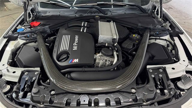 Used 2020 BMW M4 Coupe w/ Competition Package image 29