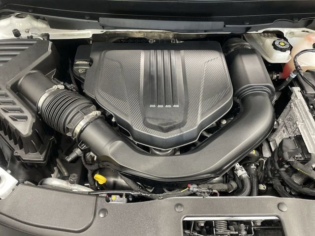 Used 2025 GMC Acadia Elevation FWD image 28
