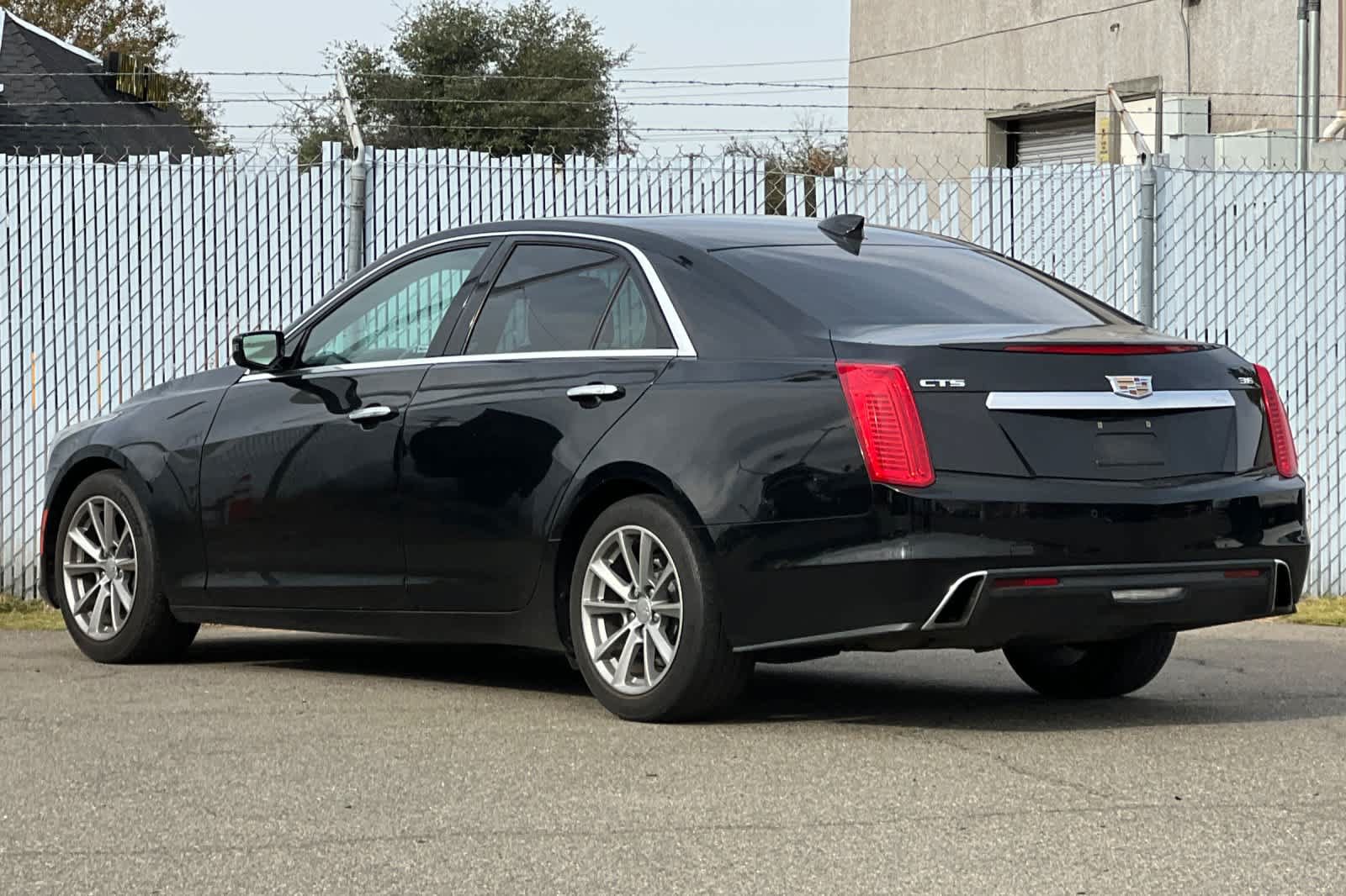 Used 2019 Cadillac CTS Luxury RWD image 5
