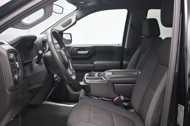 Used 2019 Chevrolet Silverado 1500 Custom Trail Boss w/ Custom Convenience Package AWD/4WD image 6