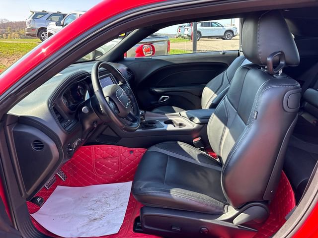 Used 2023 Dodge Challenger SXT w/ Plus Package image 8