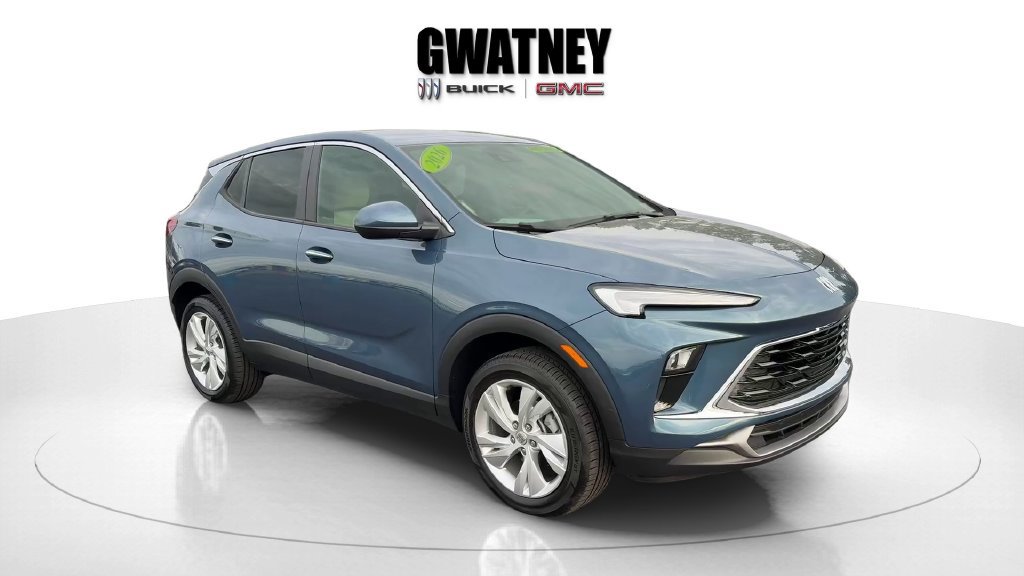 Used 2026 Buick Encore GX Preferred w/ Comfort Package AWD/4WD image 3