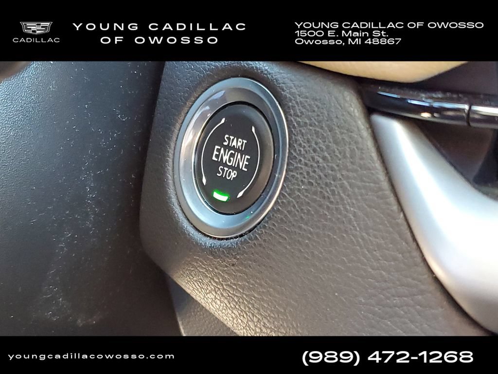 Certified 2024 Cadillac XT4 Luxury w/ Cold Weather Package AWD/4WD image 16