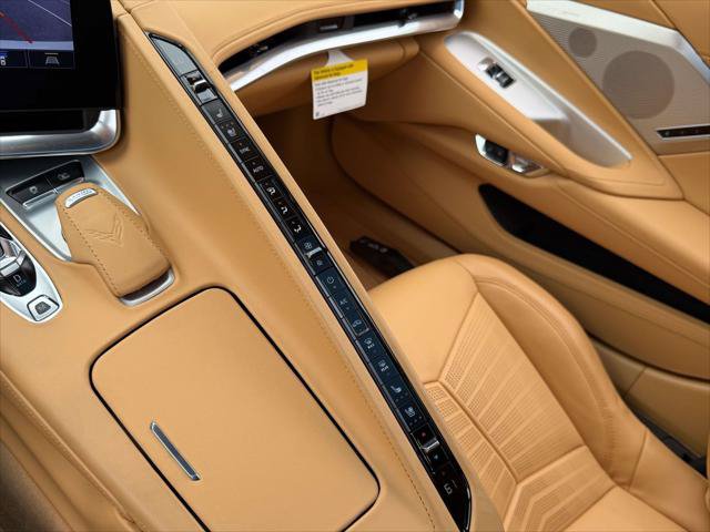 Used 2020 Chevrolet Corvette Stingray Premium Cpe w/ 3LT Preferred Equipment Group RWD image 33