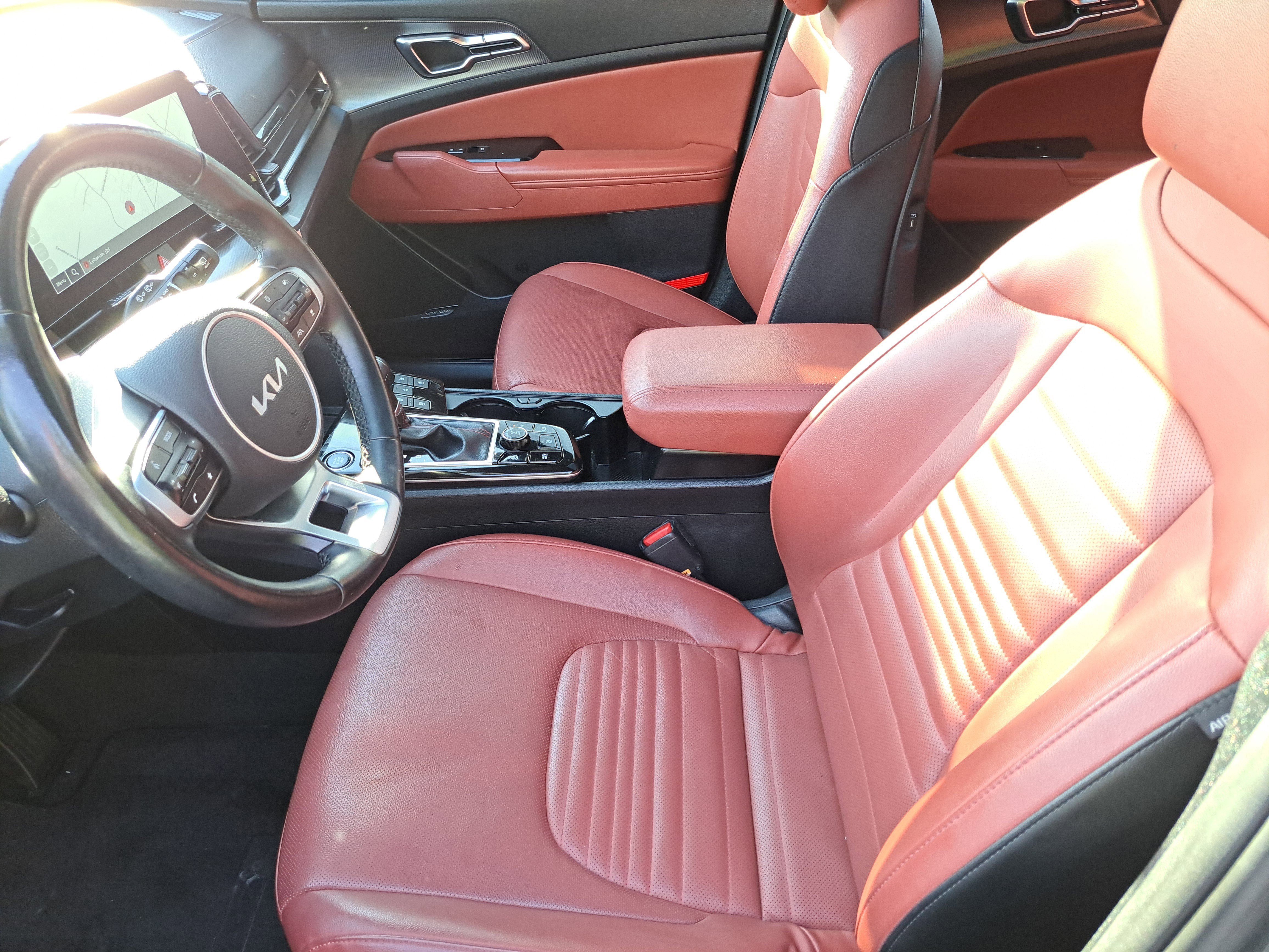 Used 2023 Kia Sportage SX image 15