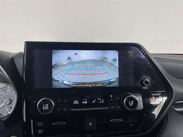 Used 2023 Toyota Highlander XSE AWD/4WD image 19