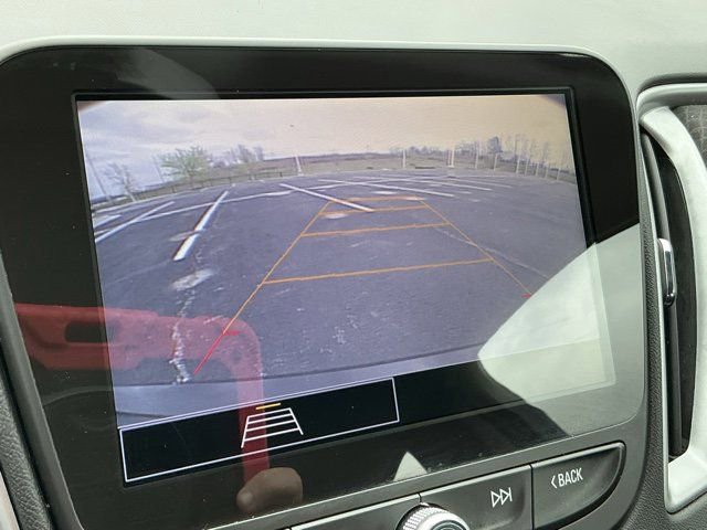 Used 2021 Chevrolet Malibu LS image 23