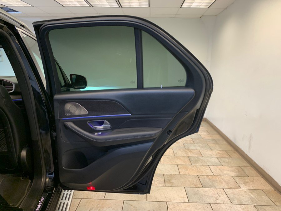 Used 2022 Mercedes-Benz GLE 350 4MATIC w/ Premium Package image 60