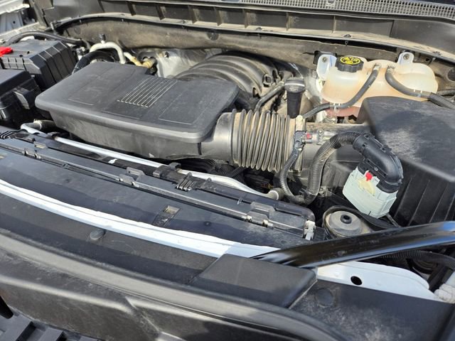 Used 2023 Chevrolet Suburban Premier image 19
