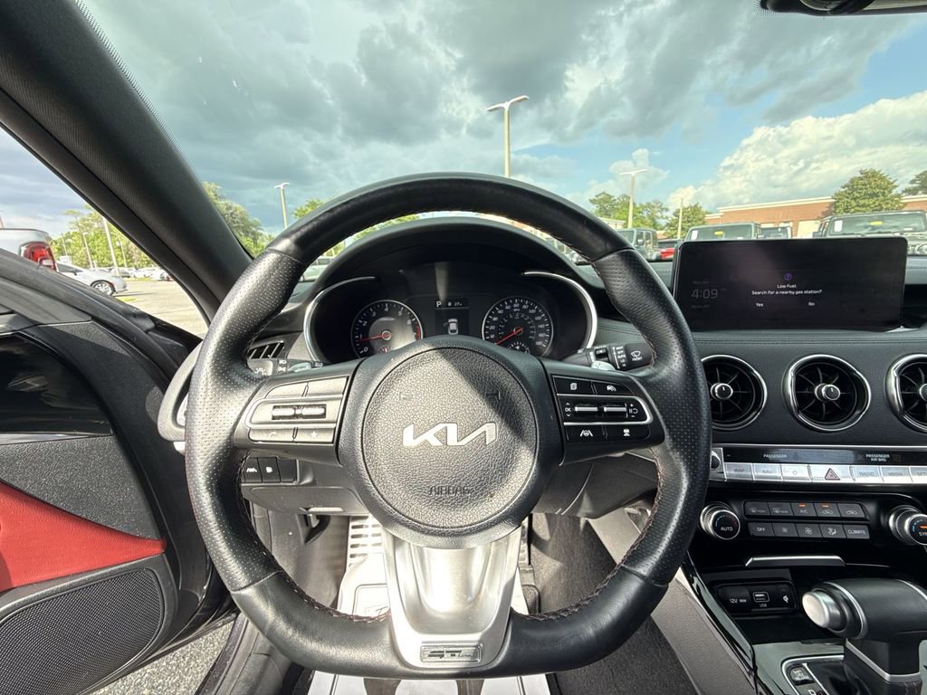 Used 2023 Kia Stinger GT-Line w/ Sun & Sound Package image 13