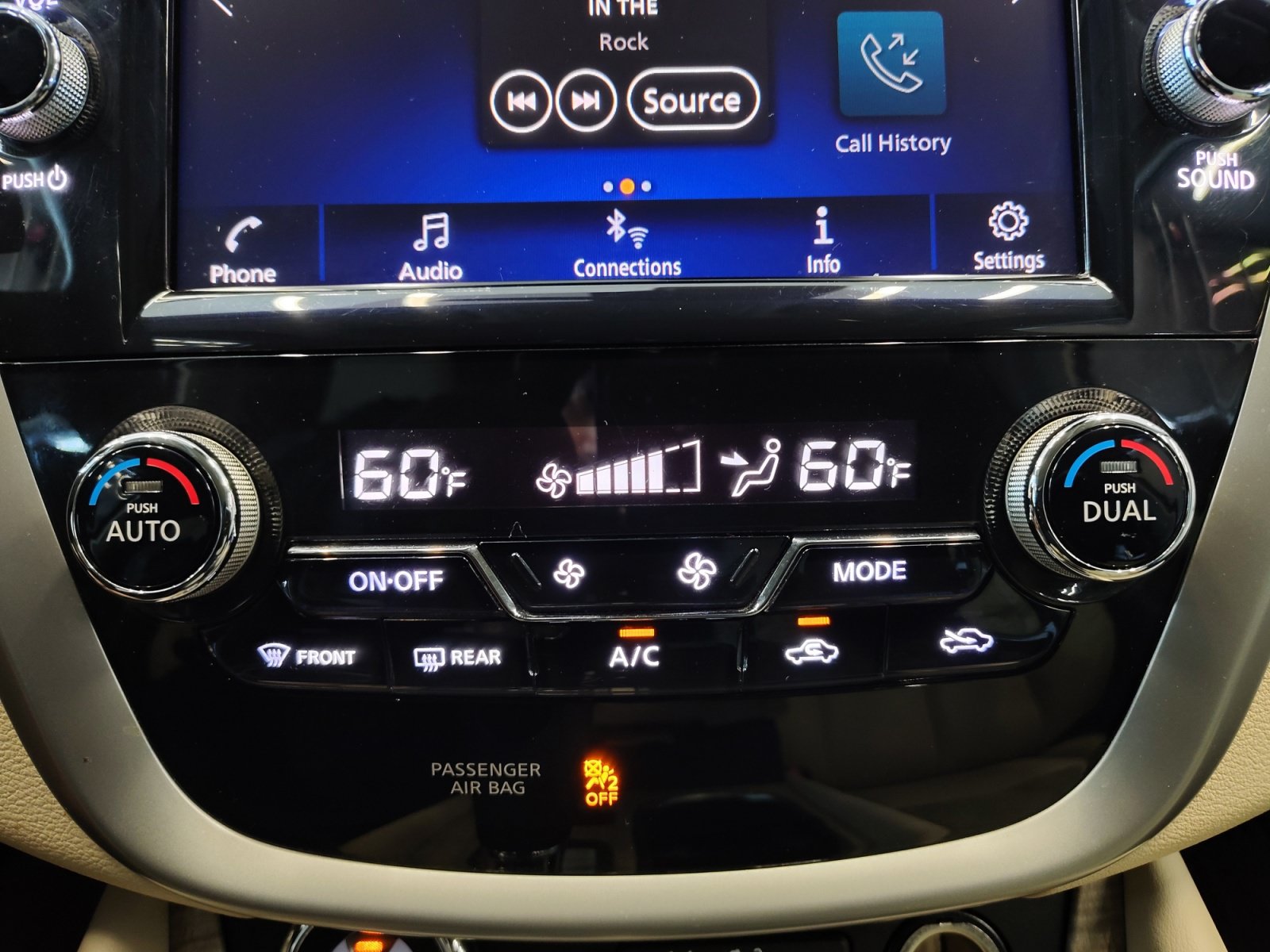 Used 2020 Nissan Murano SV w/ Premium Package FWD image 18