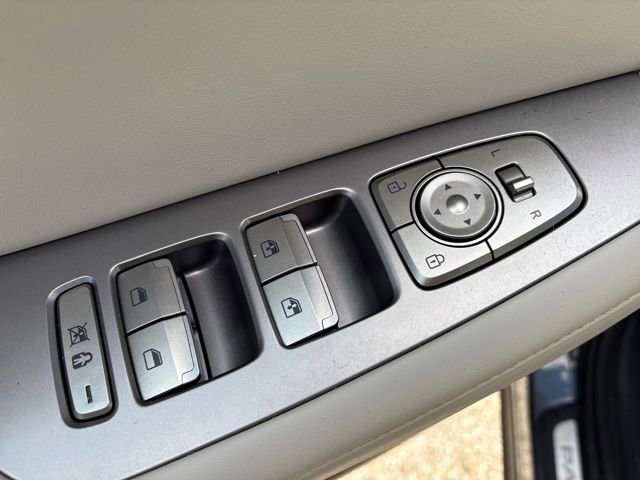 Used 2025 Hyundai Palisade Limited image 13