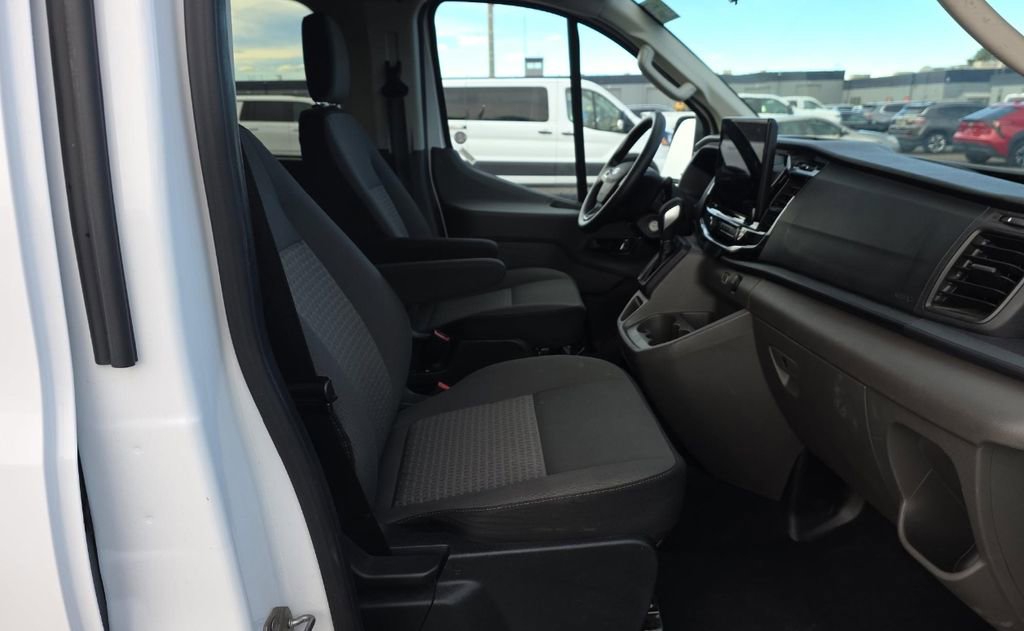 Used 2023 Ford Transit 350 XLT image 35