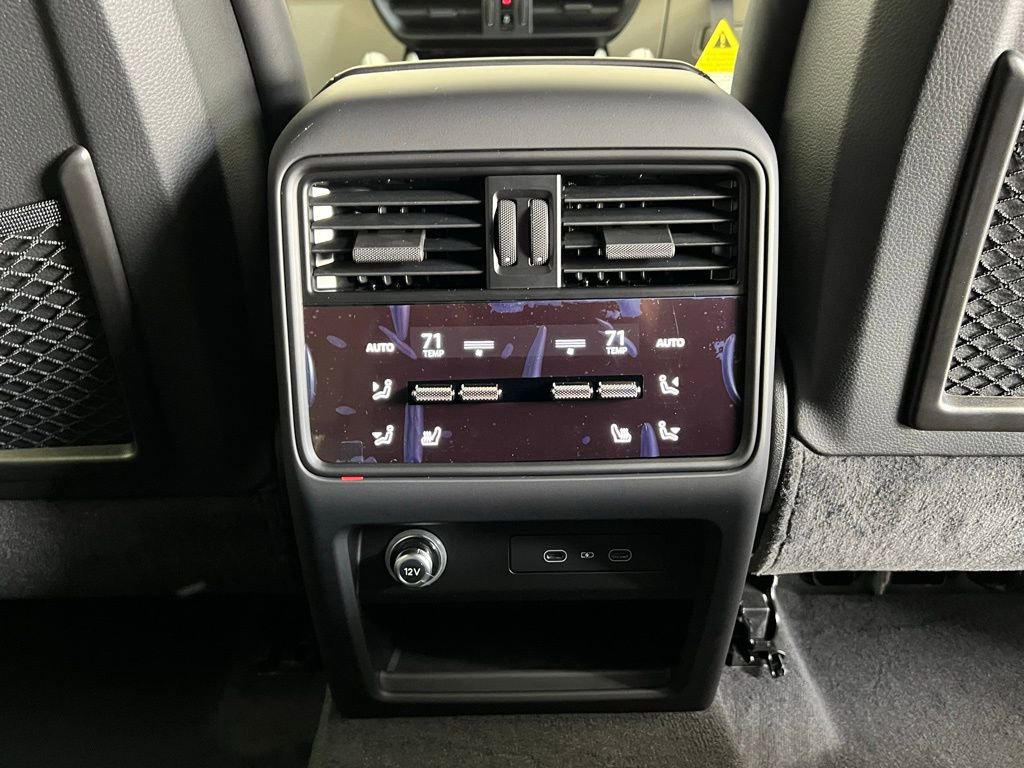 New 2026 Porsche Cayenne E-Hybrid Coupe image 17