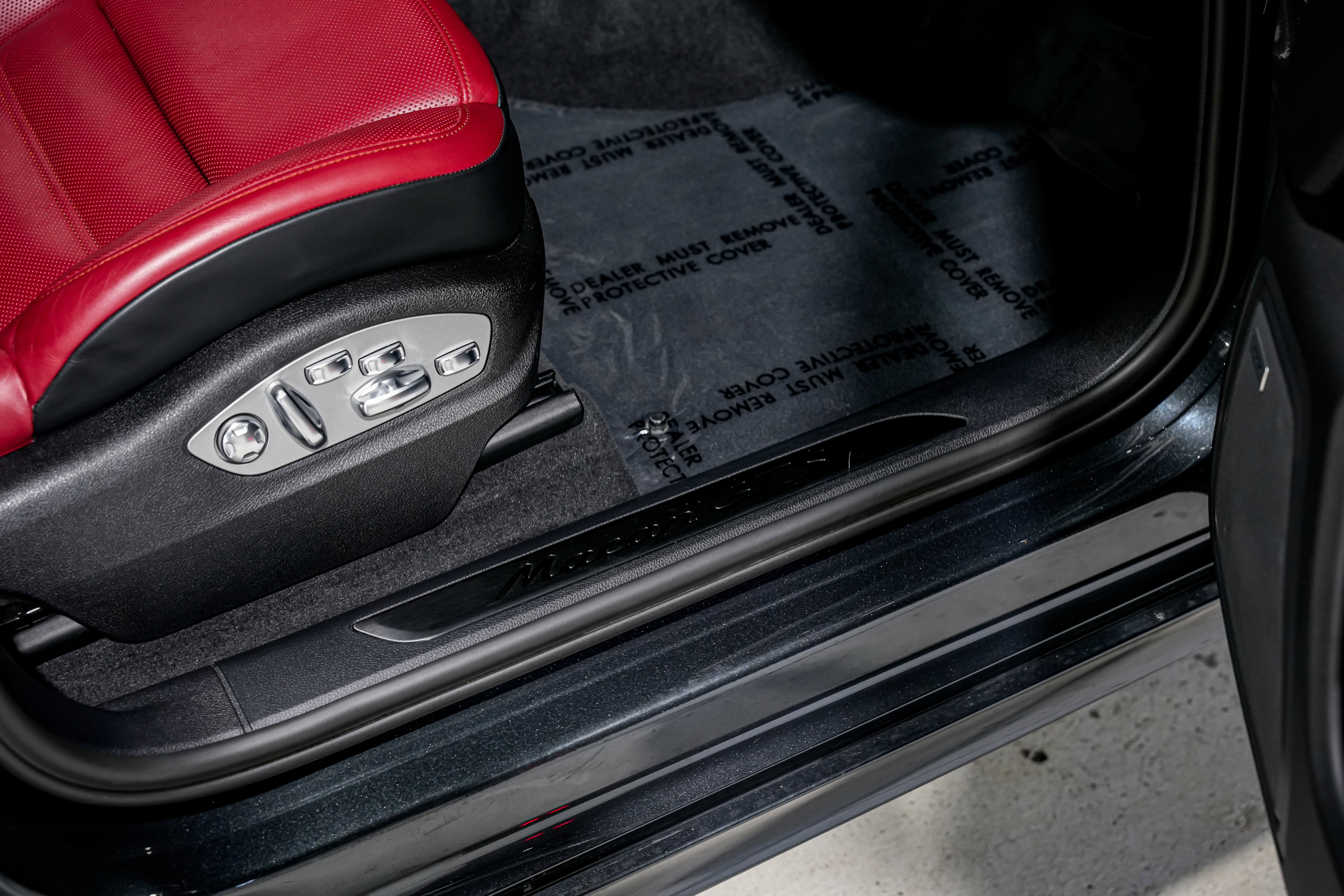 Used 2021 Porsche Macan GTS image 25