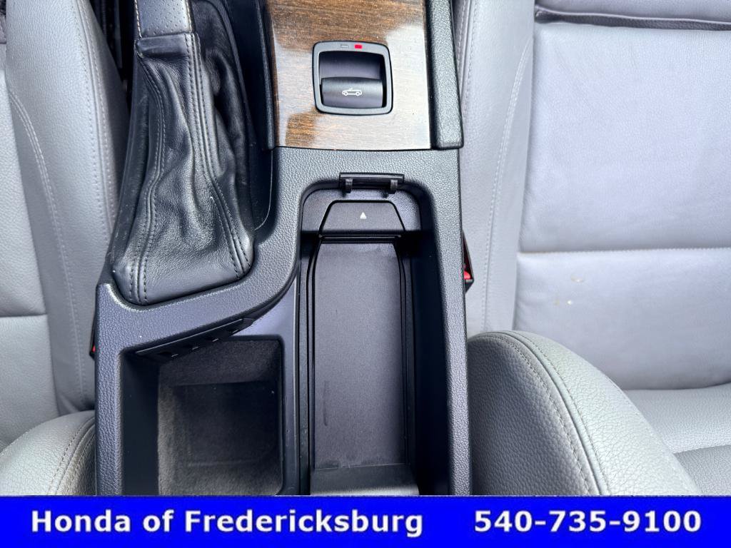 Used 2012 BMW 335i Convertible RWD image 37