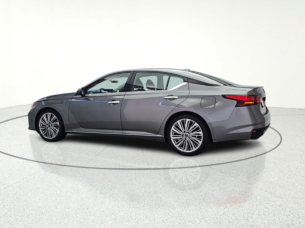 Used 2023 Nissan Altima 2.5 SL FWD image 4