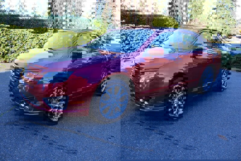 Used 2010 Ford Fusion SEL image 1