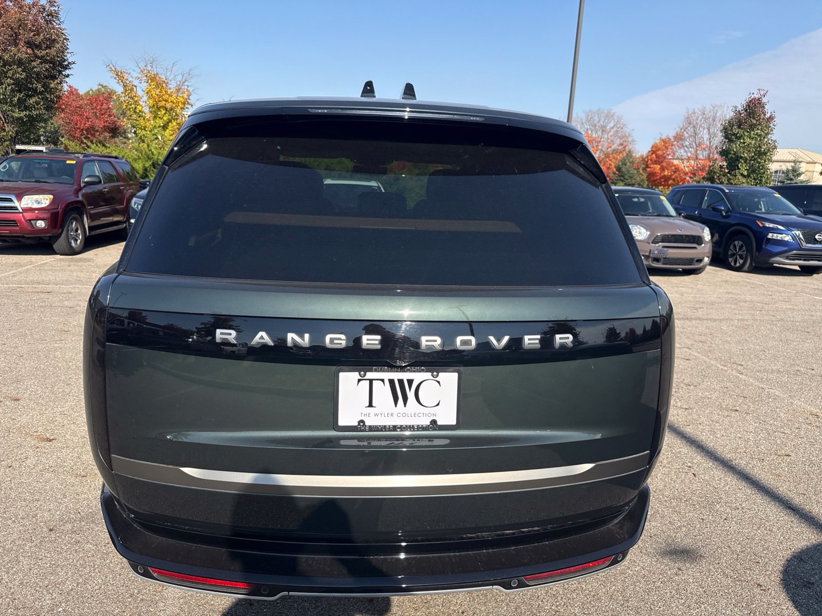 Used 2024 Land Rover Range Rover SE AWD/4WD image 6