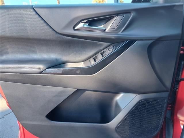 New 2026 Chevrolet Equinox LT w/ Midnight Edition image 10