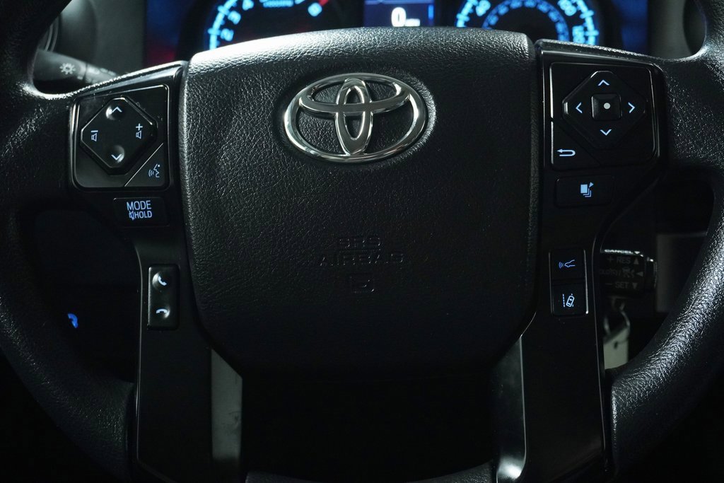 Certified 2022 Toyota Tacoma SR image 16