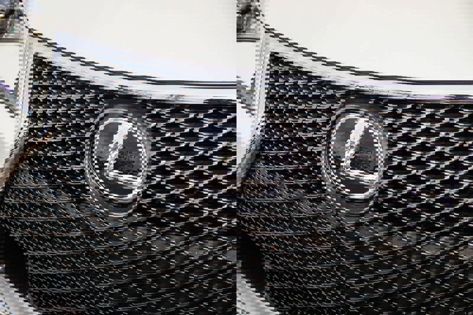 Used 2016 Lexus RC 200t image 11