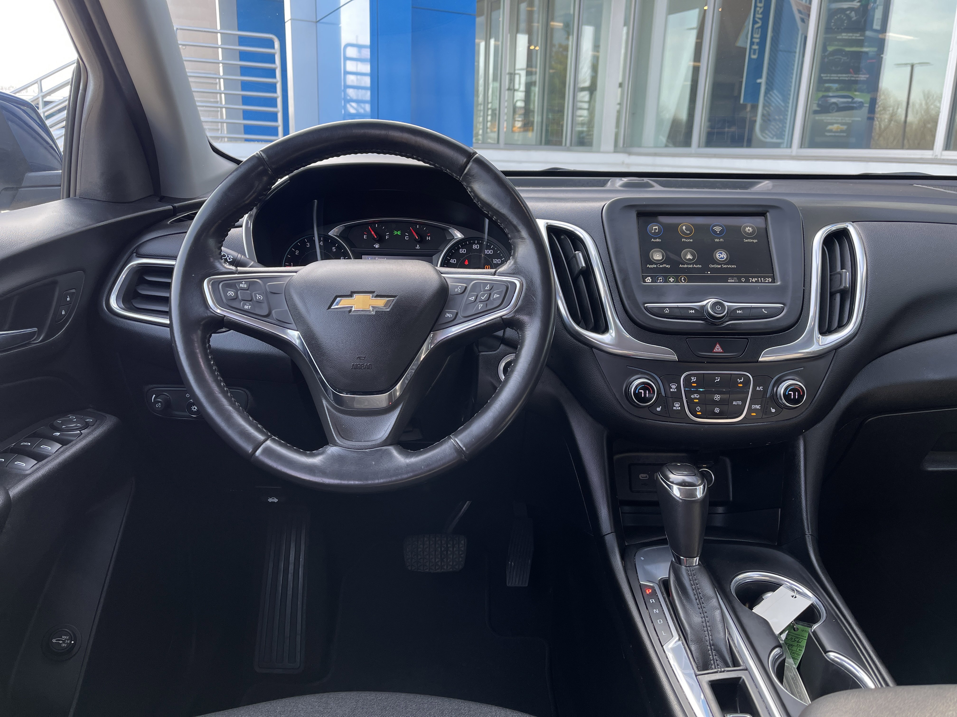 Used 2019 Chevrolet Equinox LT image 18