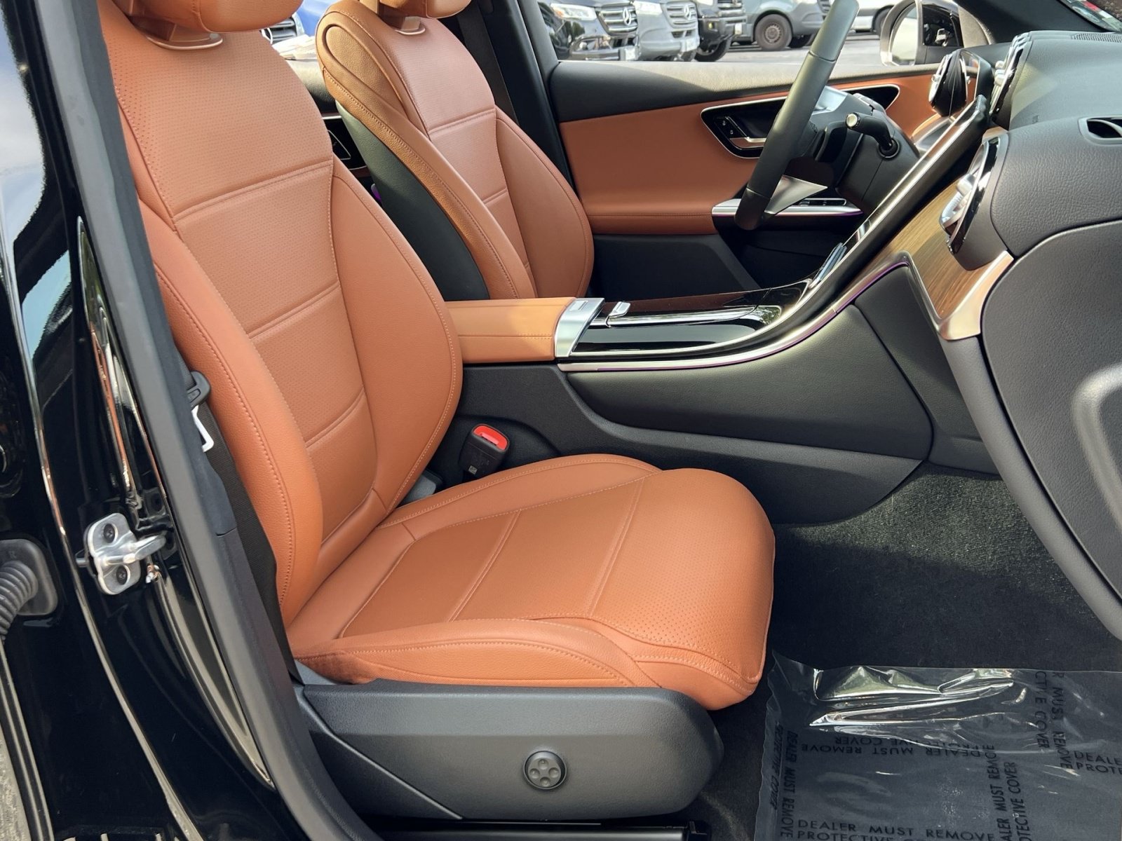 Certified 2026 Mercedes-Benz GLC 300 4MATIC image 33