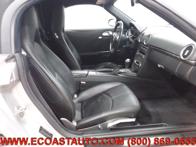 Used 2005 Porsche Boxster RWD image 12