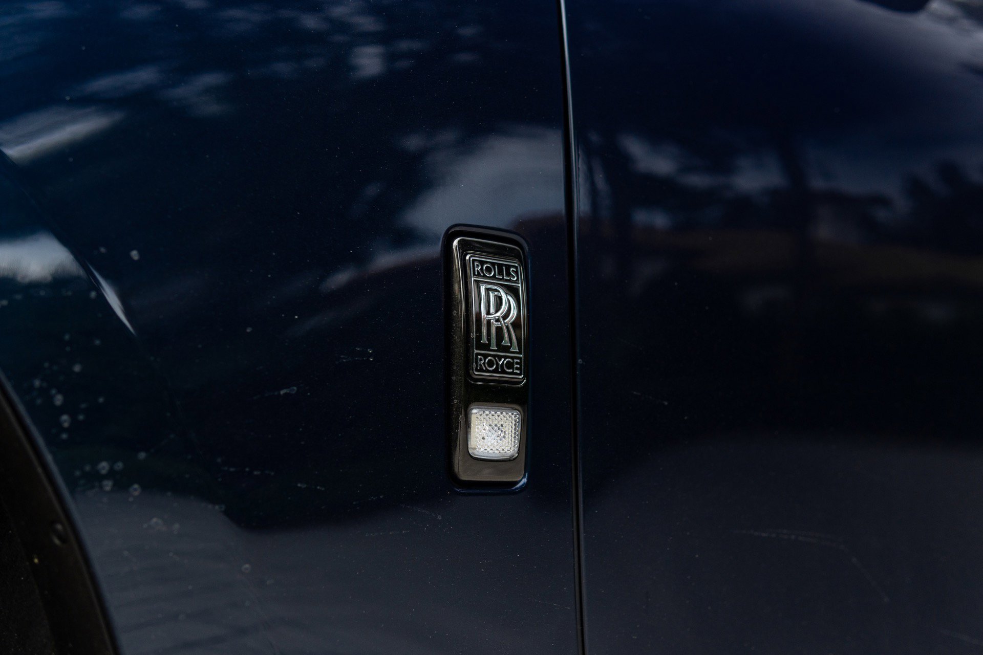 Used 2023 Rolls-Royce Ghost Black Badge w/ Black Badge Ghost Package image 15