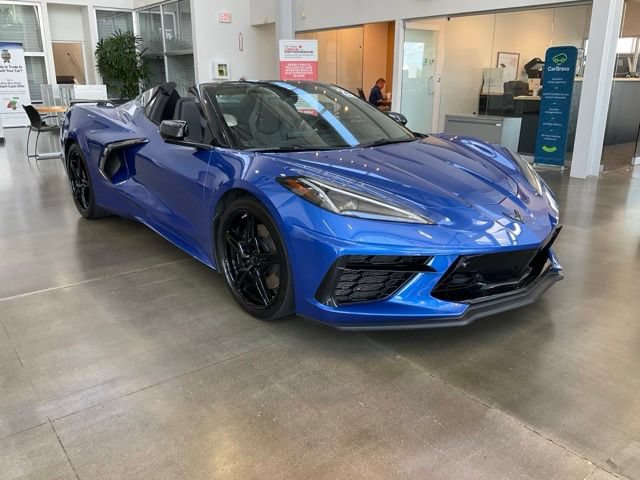 Used 2023 Chevrolet Corvette Stingray Preferred Conv w/ Z51 Performance Package RWD image 3
