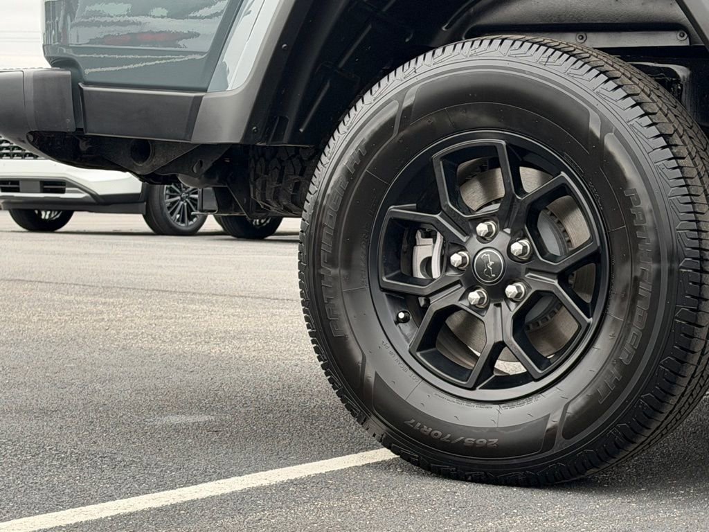 Used 2025 Jeep Gladiator Willys image 42