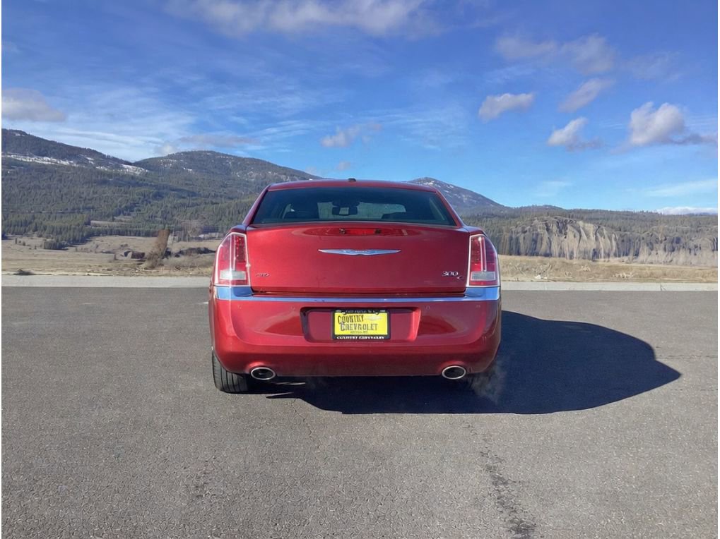 Used 2013 Chrysler 300 C w/ Light Group image 5
