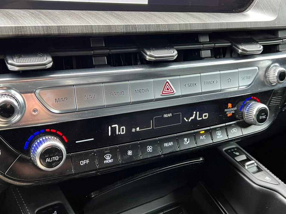 Used 2023 Kia Telluride SX image 27