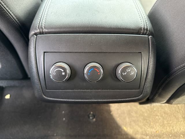 Used 2017 Chevrolet Traverse LT w/ Style and Technology Package image 22